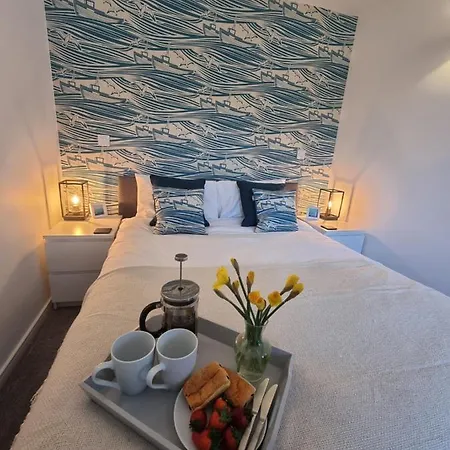 Holiday home The Bunker-luxe Getaway With Stunning Sea Views Falmouth